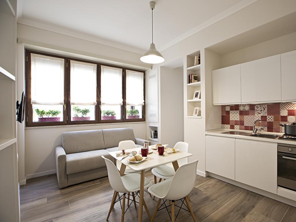 เมดินา อพาร์ตเมนต์ Apartment เนเปิลส์ ภายนอก รูปภาพ