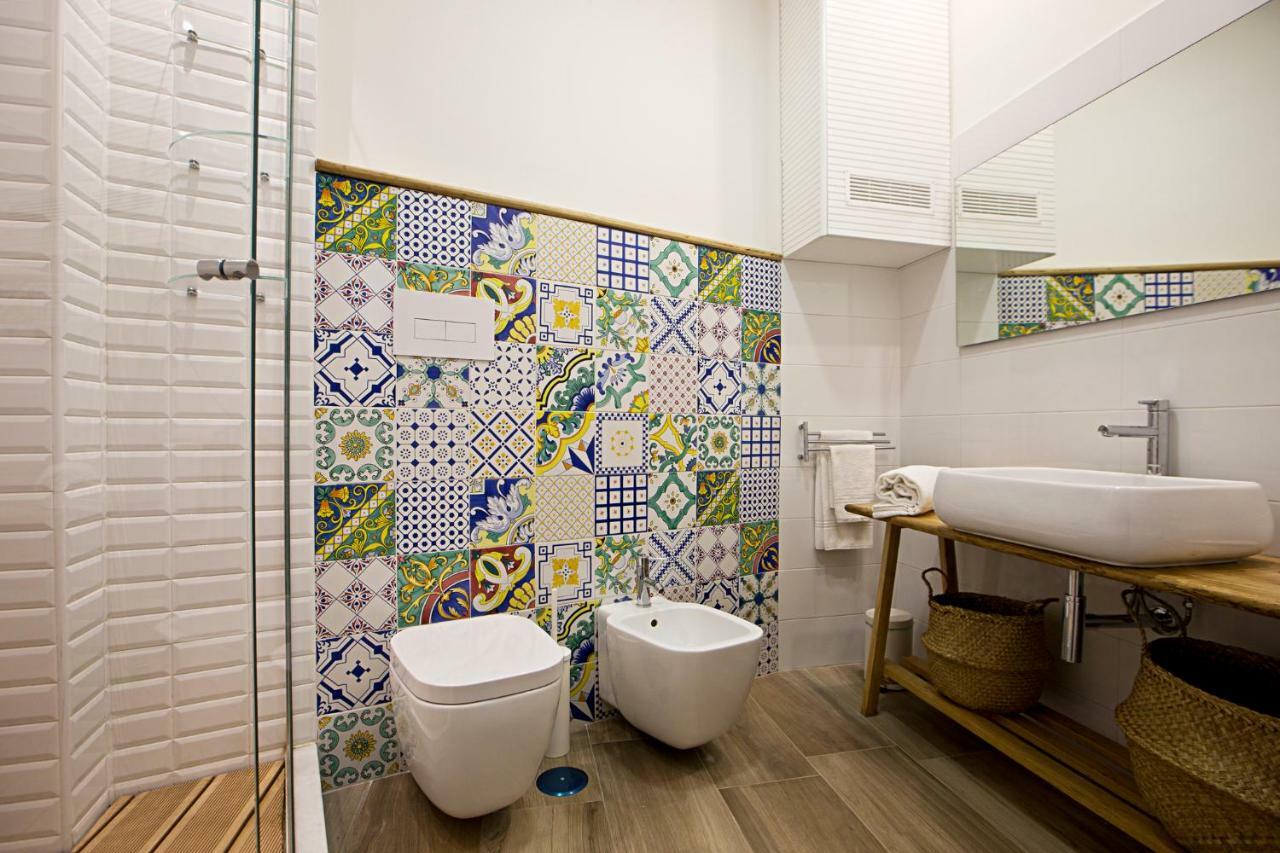 เมดินา อพาร์ตเมนต์ Apartment เนเปิลส์ ภายนอก รูปภาพ