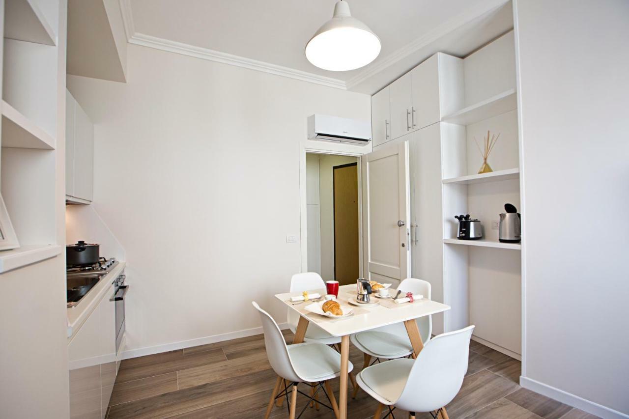 เมดินา อพาร์ตเมนต์ Apartment เนเปิลส์ ภายนอก รูปภาพ